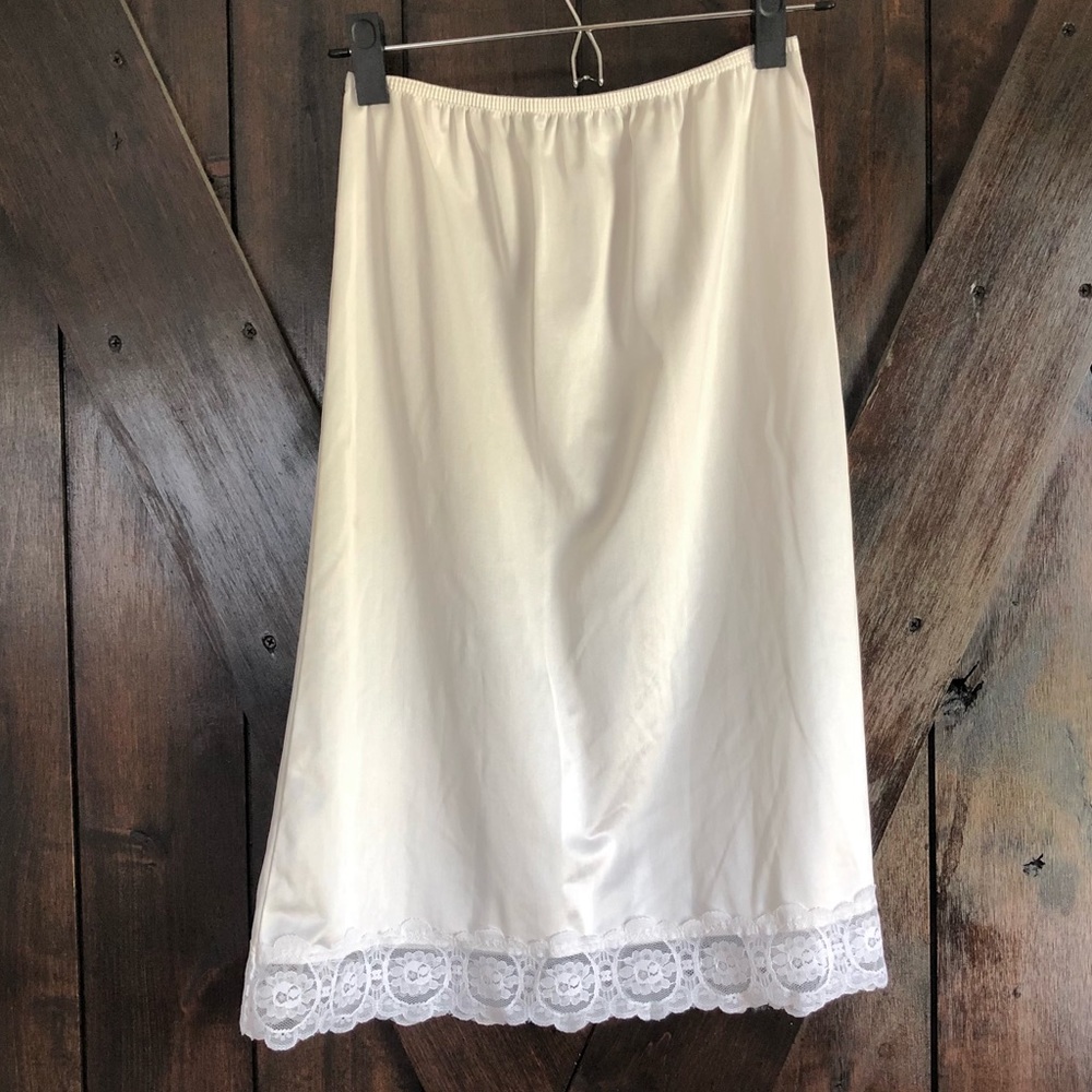 White half slip